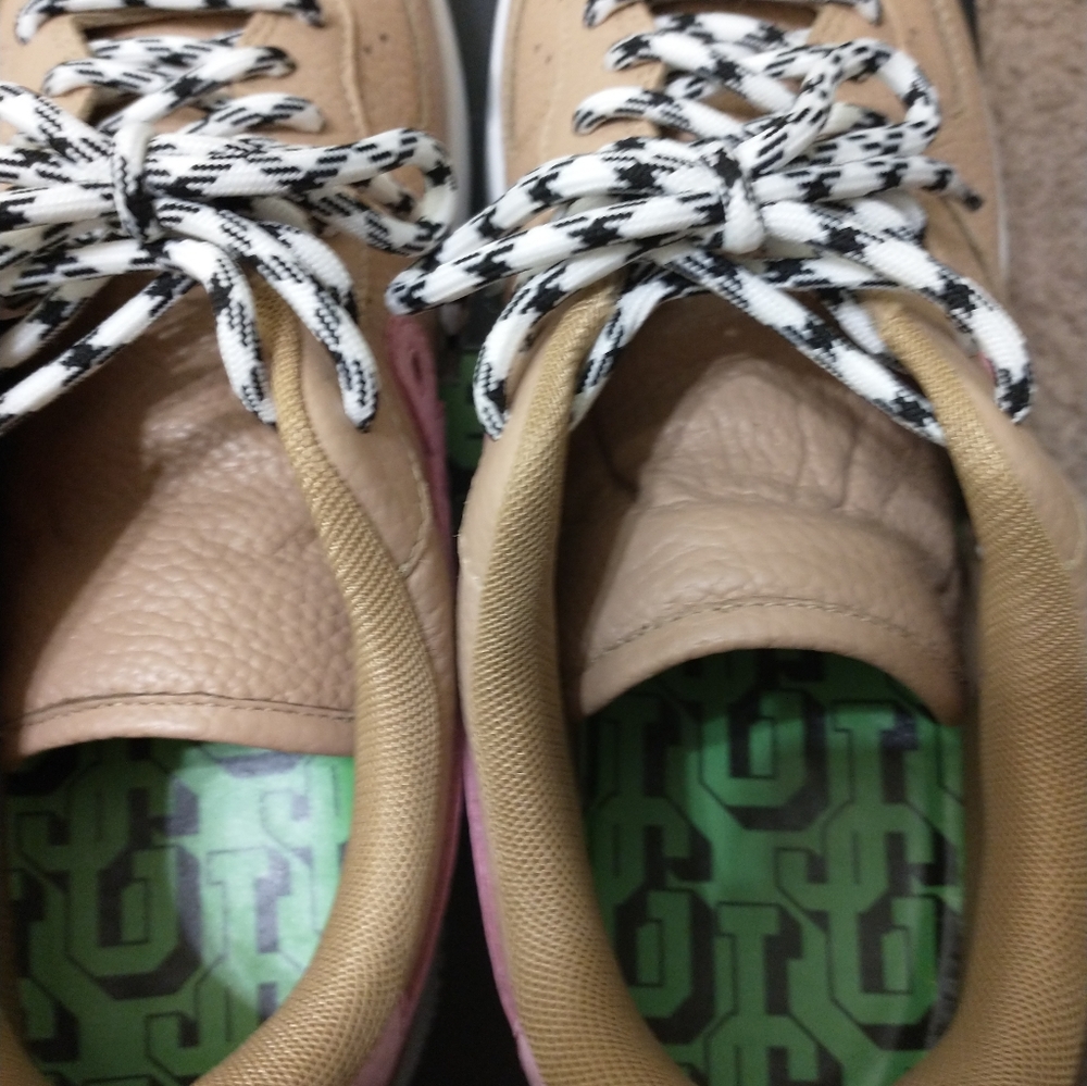 Men's shoes